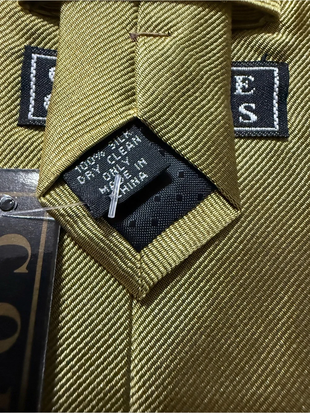 Olive-Tone Men's Solid Tie - Versatile Classic Style